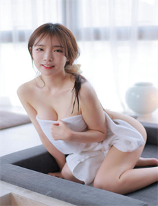 2019最新国产不卡a/护士被强摁做开腿呻吟的漫画