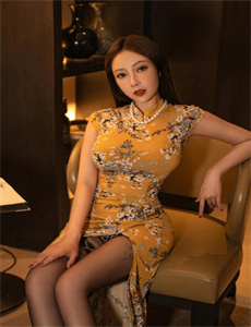 小果酱黑白双丝交足在线看,老司机无码精品A